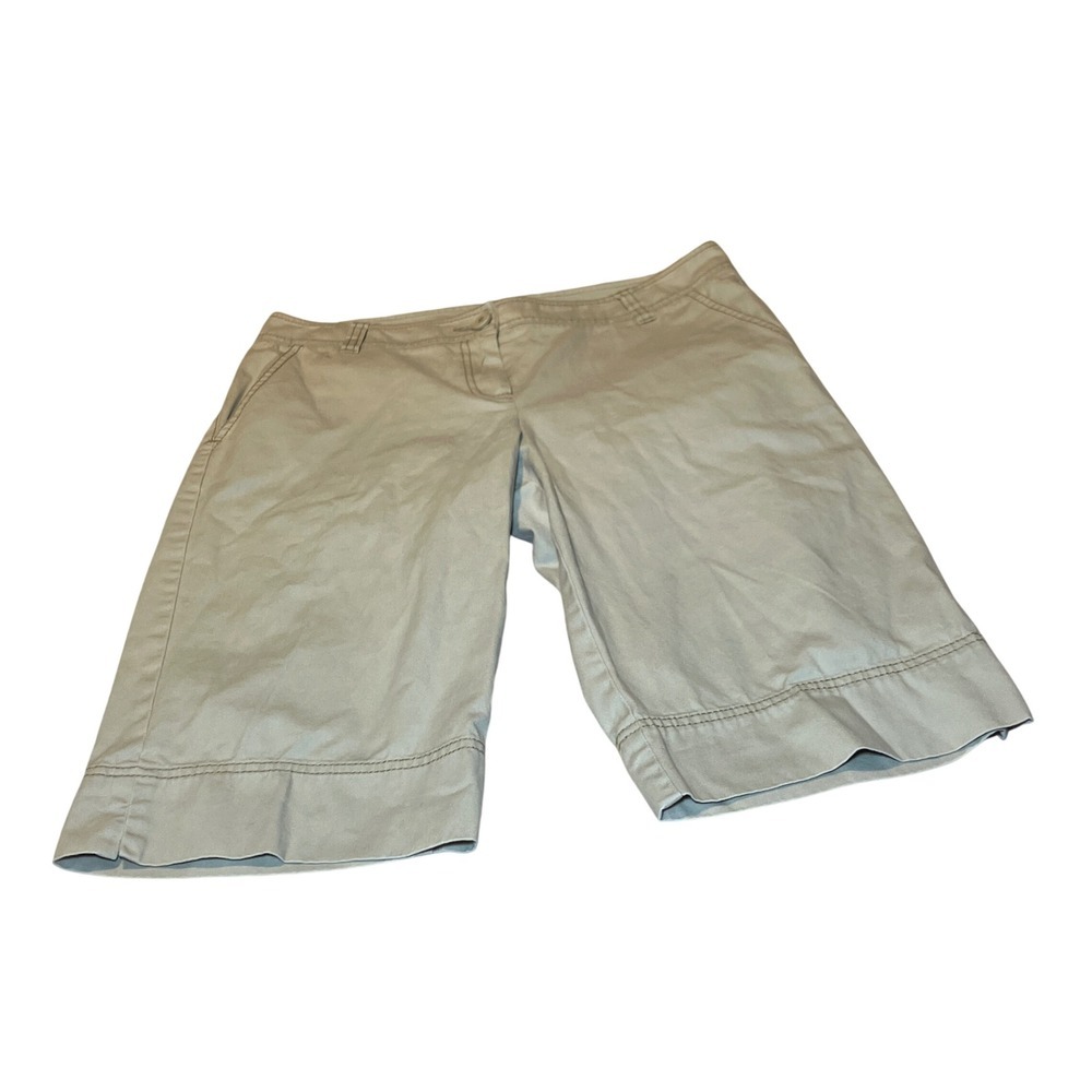 Cabi Bermuda Shorts Women 8 Tan  Cotton Khaki Chino Cabi Style 484 Mid Rise